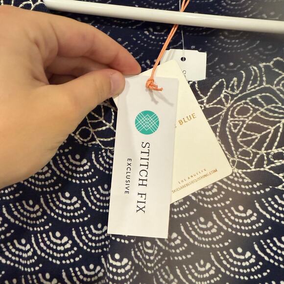 NWT Skies Are Blue Delila Embroidered Split Neck Knit Top Boho Size Small - Picture 3 of 5